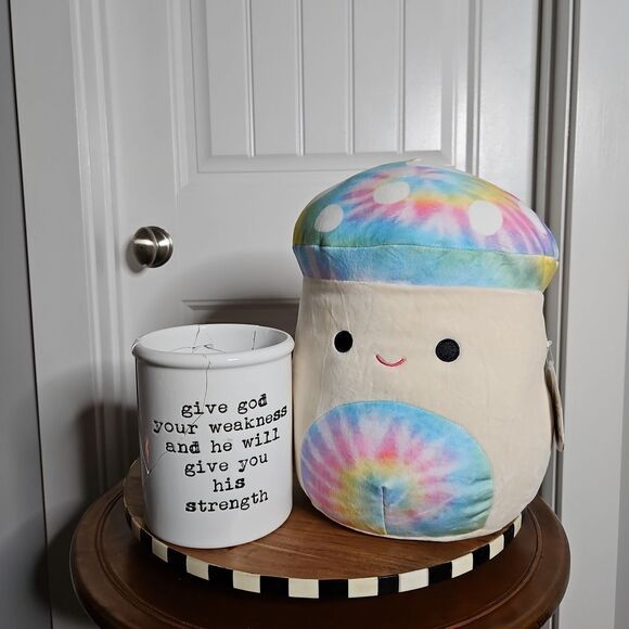 NWT KERVENA TIEDYE MUSHROOM SQUISHMALLOW 14IN